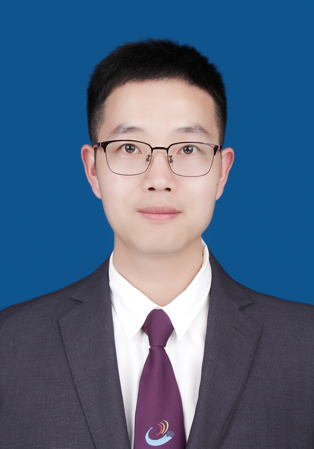 胡兵.jpg